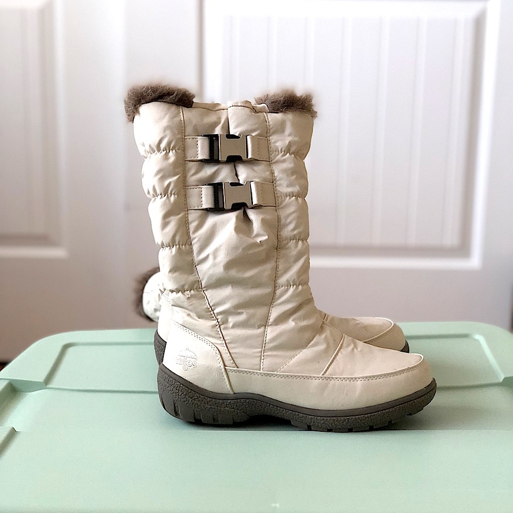 Totes Beatrix Insulated Boots with Faux Fur